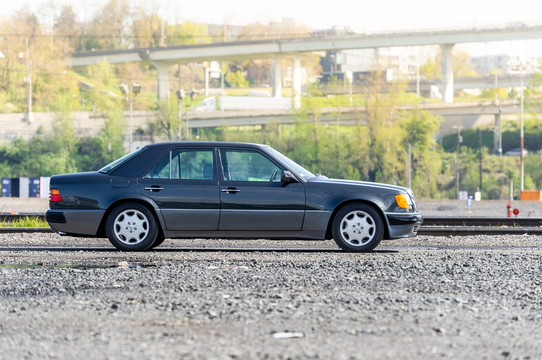 1992 Mercedes-Benz 500E & E500 - Image 19 of 31