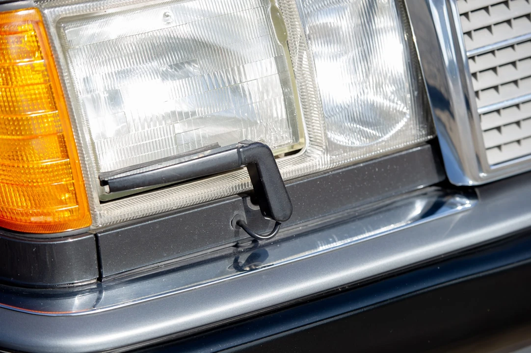 1992 Mercedes-Benz 500E & E500 - Image 24 of 31