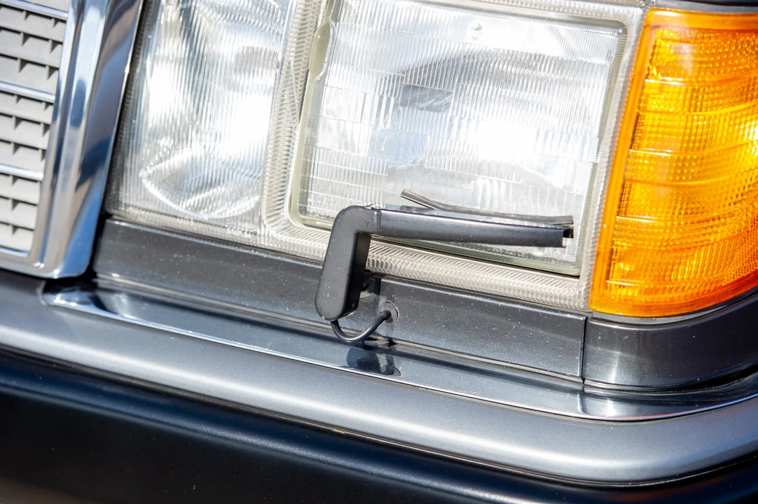 1992 Mercedes-Benz 500E & E500 - Image 29 of 31
