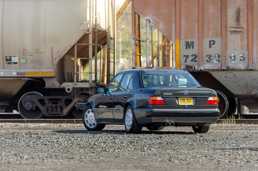 1992 Mercedes-Benz 500E & E500 - Image 13 of 31