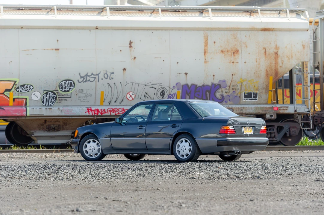 1992 Mercedes-Benz 500E & E500 - Image 11 of 31