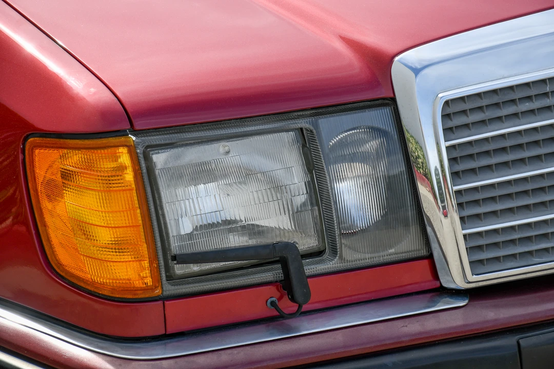 1992 Mercedes-Benz 500E & E500 - Image 18 of 31