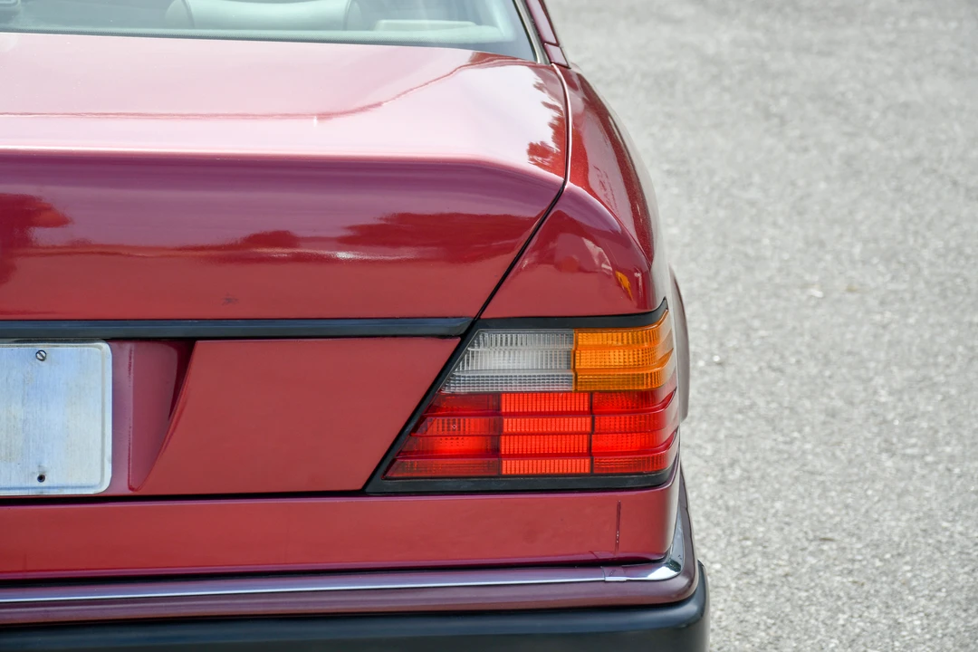 1992 Mercedes-Benz 500E & E500 - Image 30 of 31