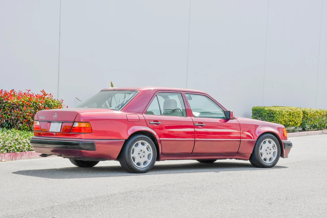 1992 Mercedes-Benz 500E & E500 - Image 10 of 31