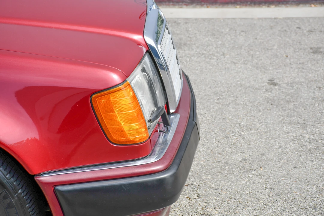 1992 Mercedes-Benz 500E & E500 - Image 17 of 31