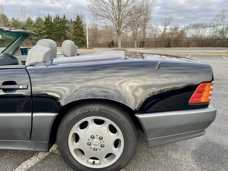 1992 Mercedes-Benz R129 SL-Class - Image 19 of 31