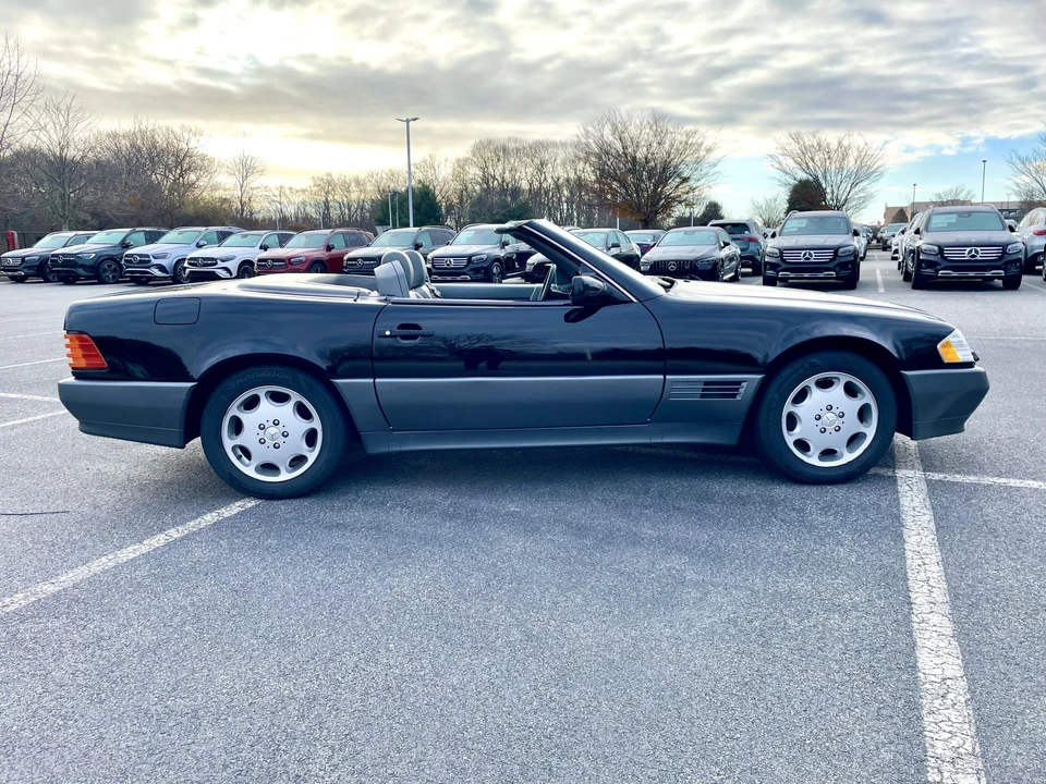 1992 Mercedes-Benz R129 SL-Class - Image 10 of 31