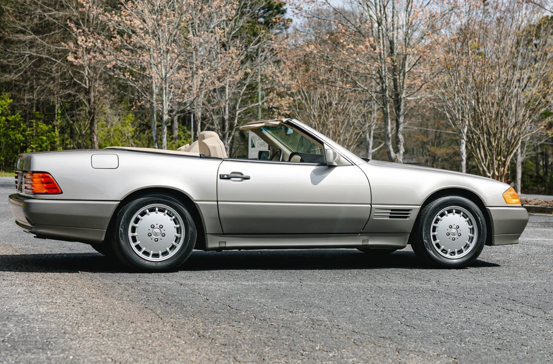 1992 Mercedes-Benz R129 SL-Class - Image 17 of 31