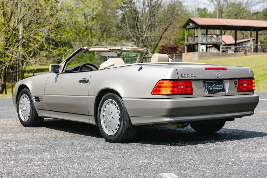 1992 Mercedes-Benz R129 SL-Class - Image 10 of 31