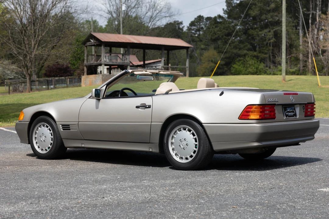 1992 Mercedes-Benz R129 SL-Class - Image 9 of 31