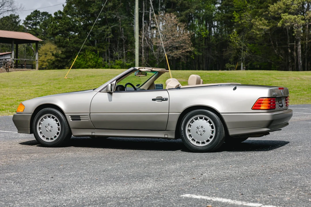 1992 Mercedes-Benz R129 SL-Class - Image 8 of 31