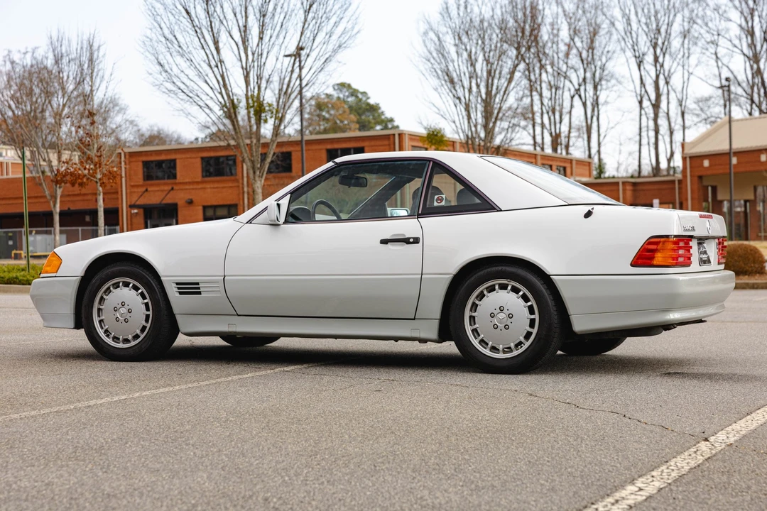 1992 Mercedes-Benz R129 SL-Class - Image 9 of 31