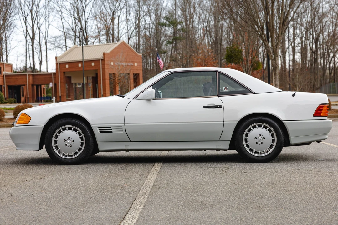 1992 Mercedes-Benz R129 SL-Class - Image 8 of 31