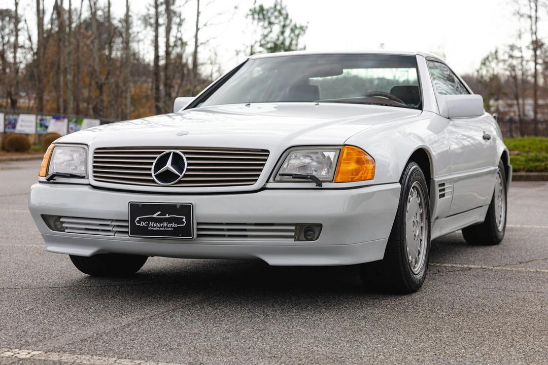 1992 Mercedes-Benz R129 SL-Class - Image 2 of 31
