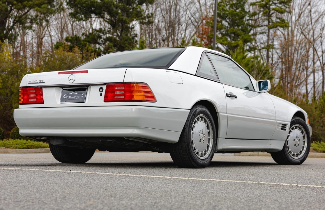 1992 Mercedes-Benz R129 SL-Class - Image 16 of 31