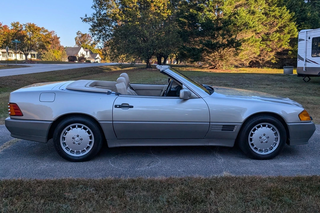 1992 Mercedes-Benz R129 SL-Class - Image 14 of 31