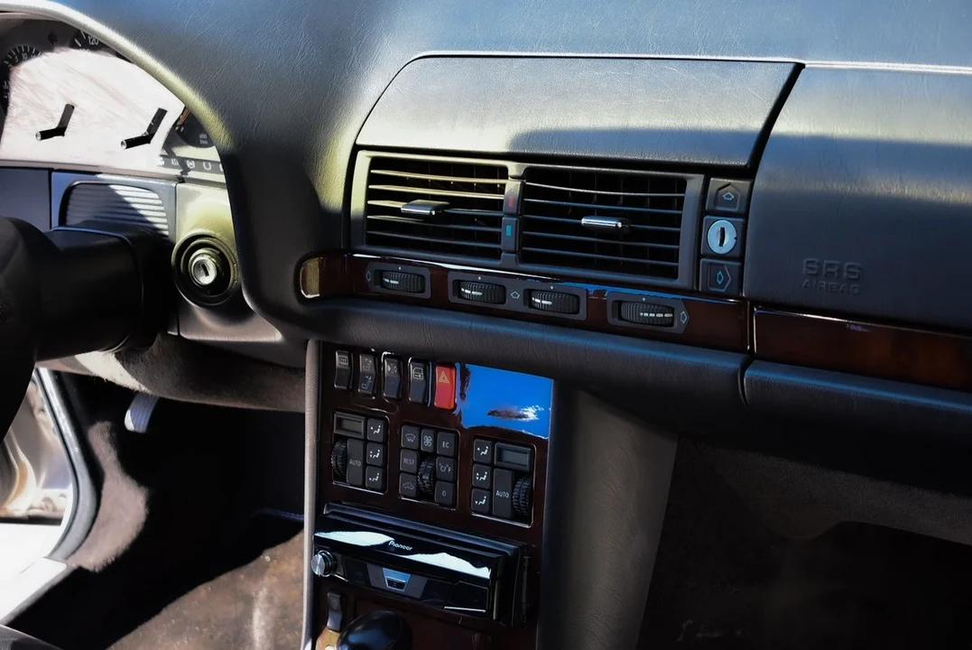 1992 Mercedes-Benz W140 S-Class - Image 29 of 30