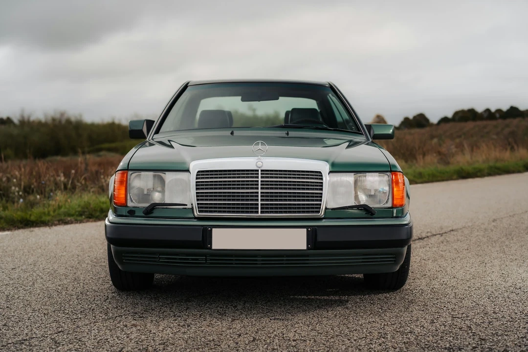 1992 Mercedes-Benz W124 E-Class - Image 2 of 21