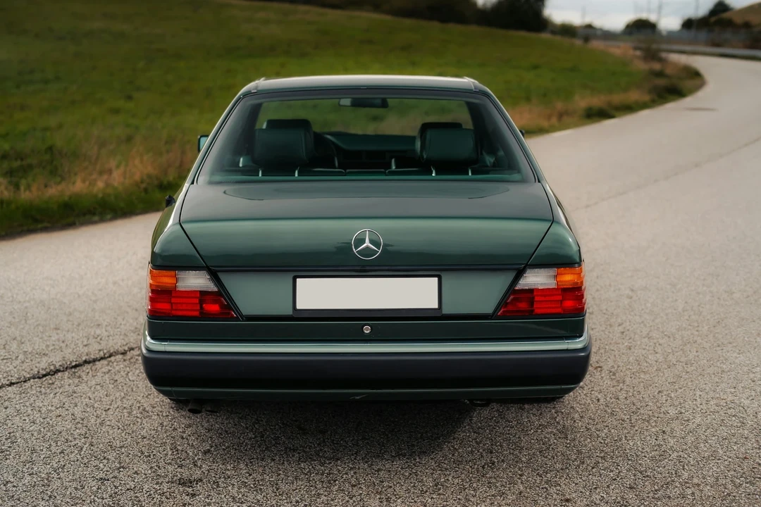 1992 Mercedes-Benz W124 E-Class - Image 6 of 21