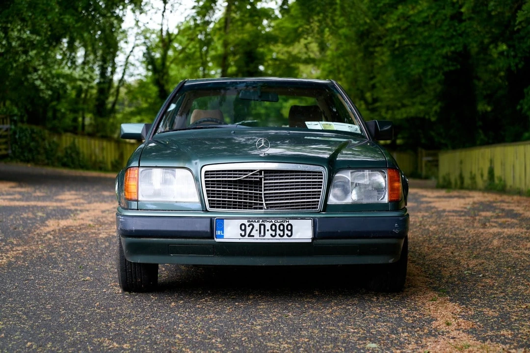 1992 Mercedes-Benz W124 E-Class - Image 17 of 30