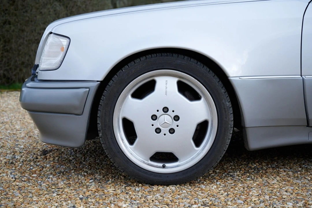 1992 Mercedes-Benz 500E & E500 - Image 23 of 30