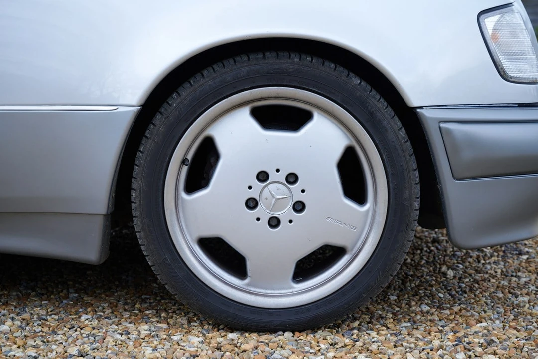 1992 Mercedes-Benz 500E & E500 - Image 26 of 30