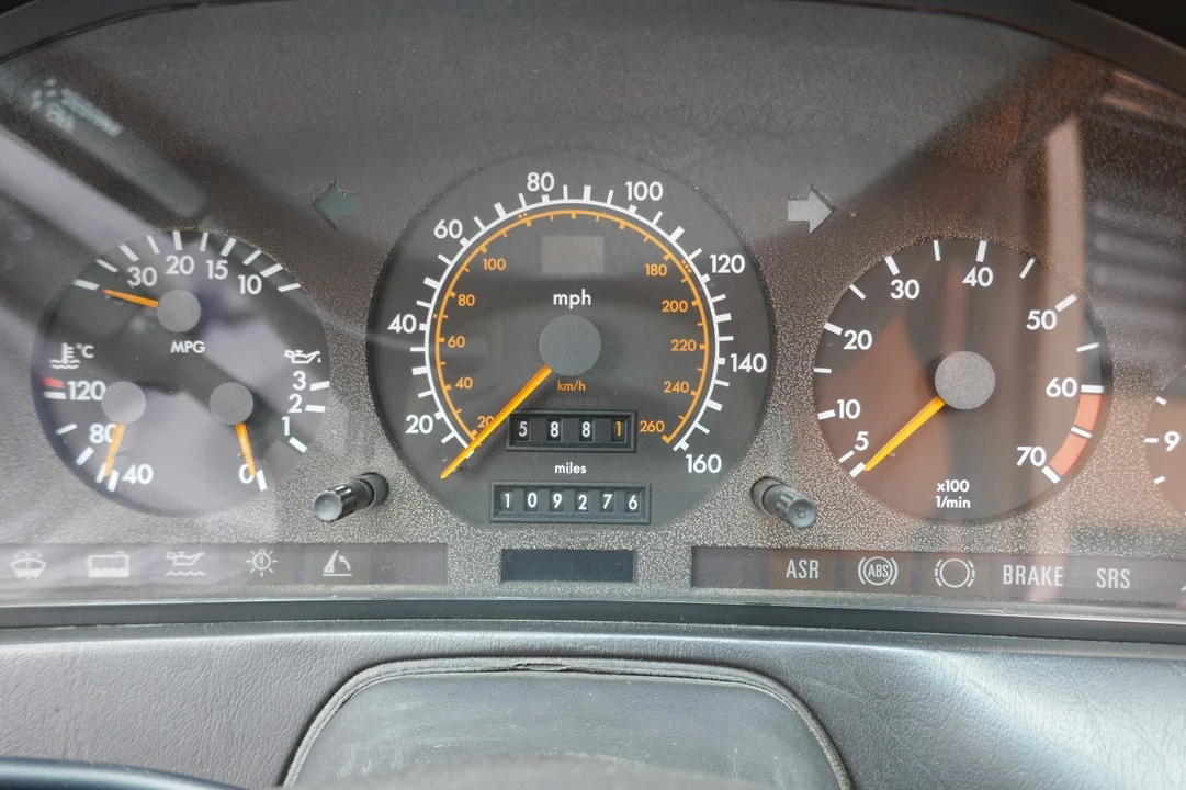 1992 Mercedes-Benz R129 SL-Class - Image 21 of 31