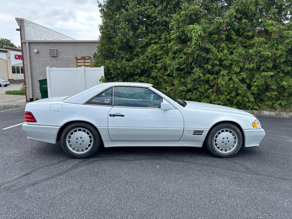 1992 Mercedes-Benz R129 SL-Class - Image 14 of 31