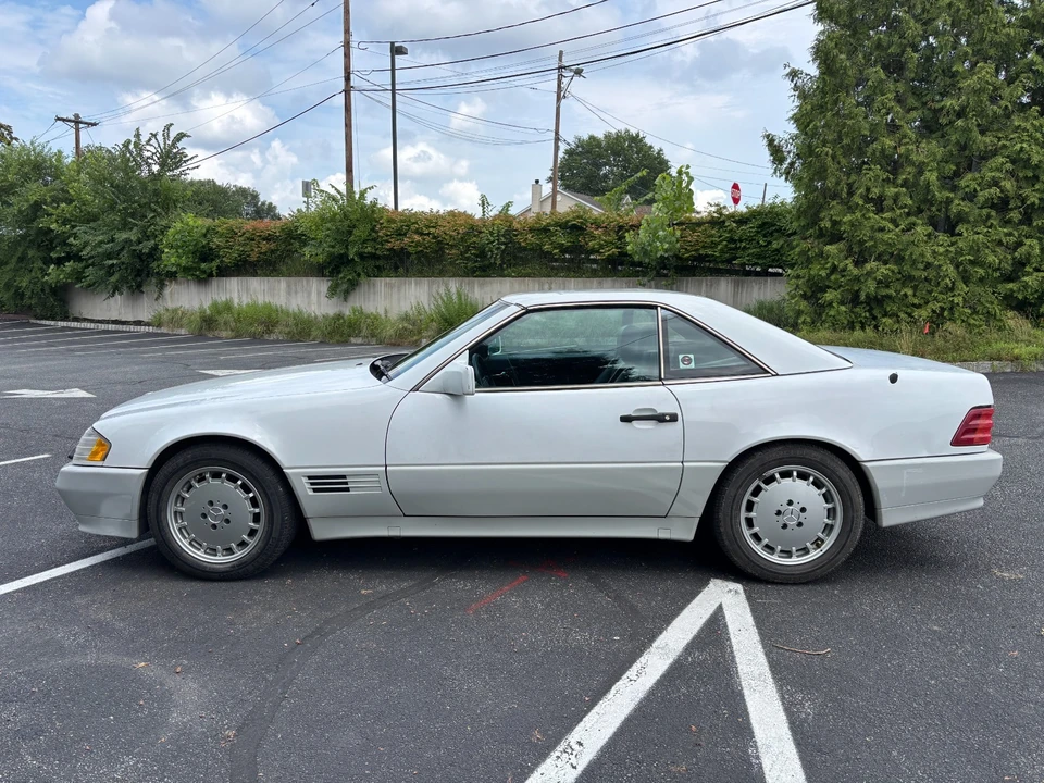 1992 Mercedes-Benz R129 SL-Class - Image 9 of 31
