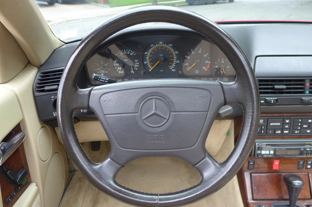 1992 Mercedes-Benz R129 SL-Class - Image 9 of 31