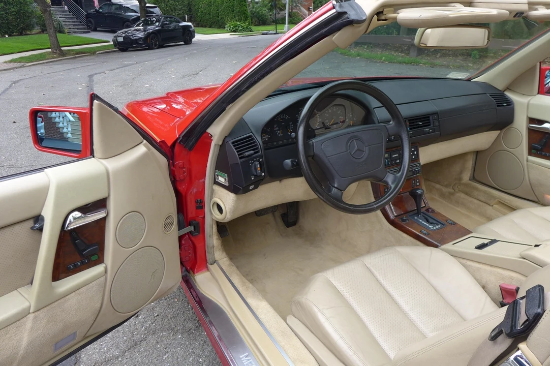 1992 Mercedes-Benz R129 SL-Class - Image 11 of 31