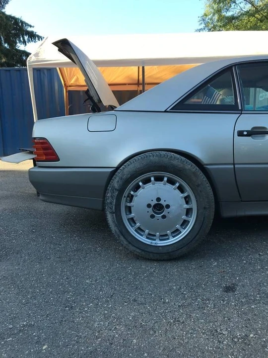 1992 Mercedes-Benz R129 SL-Class - Image 19 of 24
