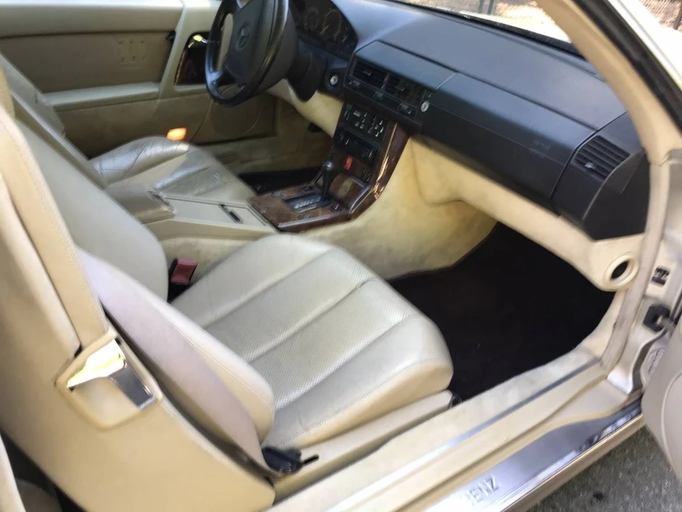 1992 Mercedes-Benz R129 SL-Class - Image 7 of 24