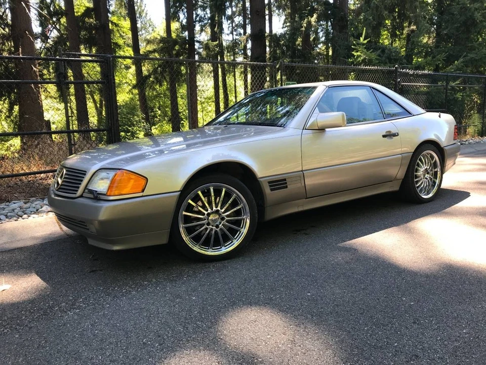 1992 Mercedes-Benz R129 SL-Class - Image 8 of 24