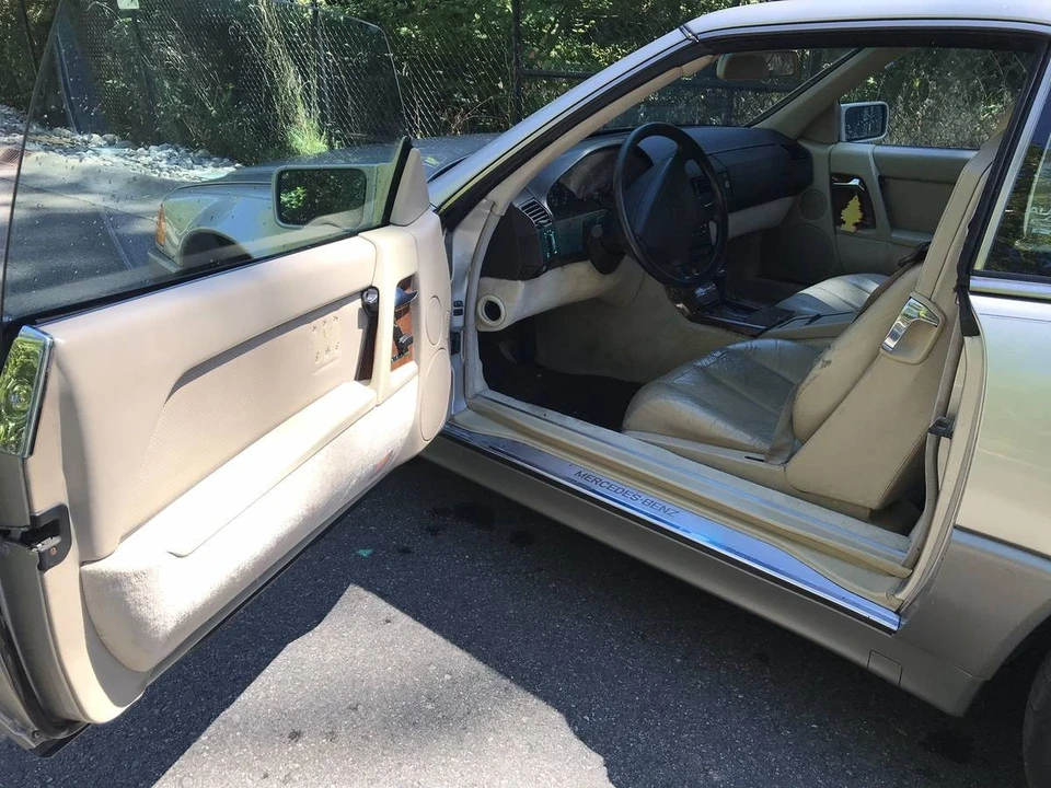 1992 Mercedes-Benz R129 SL-Class - Image 12 of 24