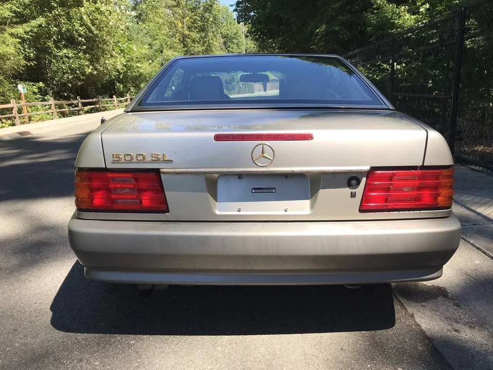 1992 Mercedes-Benz R129 SL-Class - Image 10 of 24