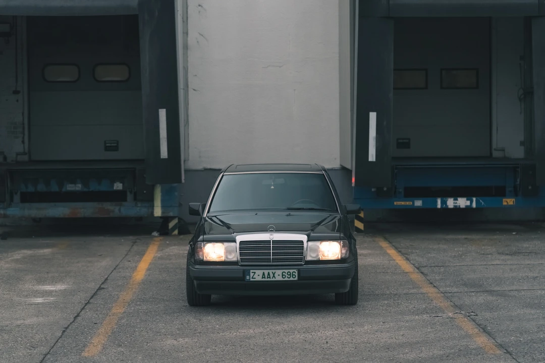1992 Mercedes-Benz W124 E-Class - Image 3 of 31
