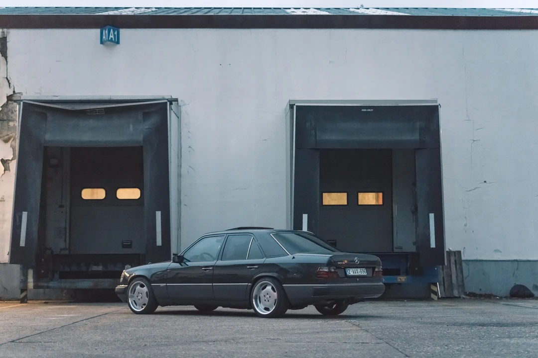 1992 Mercedes-Benz W124 E-Class - Image 14 of 31
