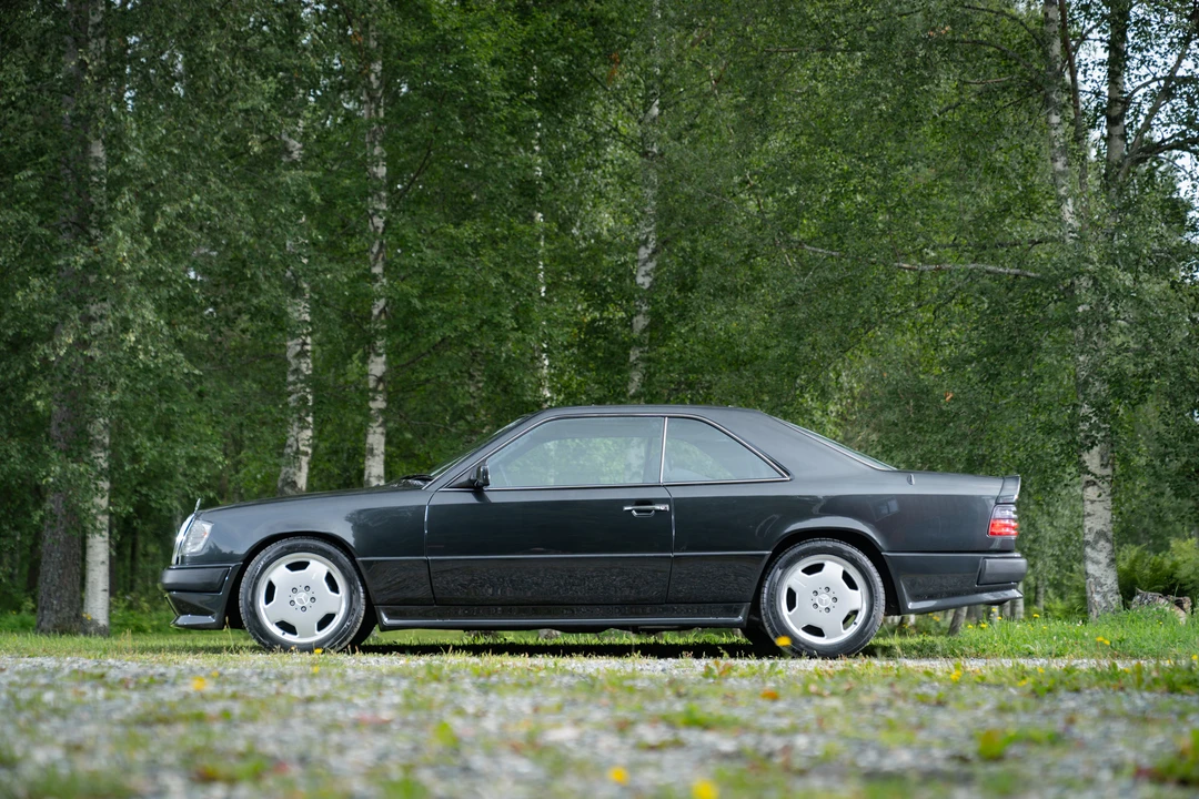 1992 Mercedes-Benz W124 E-Class - Image 8 of 31