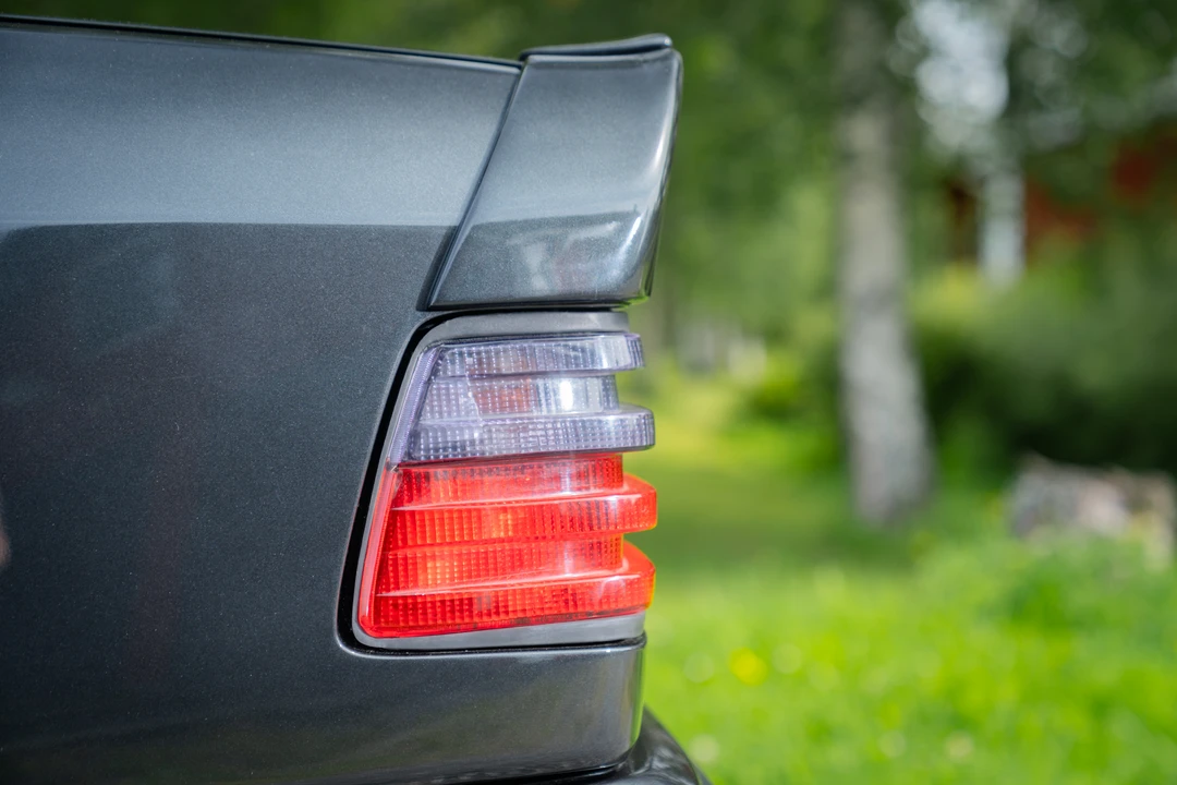 1992 Mercedes-Benz W124 E-Class - Image 20 of 31