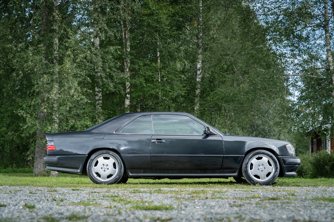 1992 Mercedes-Benz W124 E-Class - Image 4 of 31
