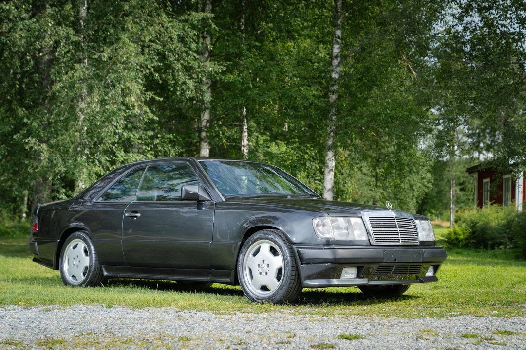 1992 Mercedes-Benz W124 E-Class - Image 3 of 31