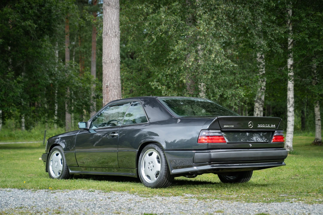 1992 Mercedes-Benz W124 E-Class - Image 7 of 31