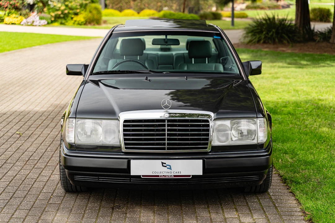 1992 Mercedes-Benz W124 E-Class - Image 2 of 31