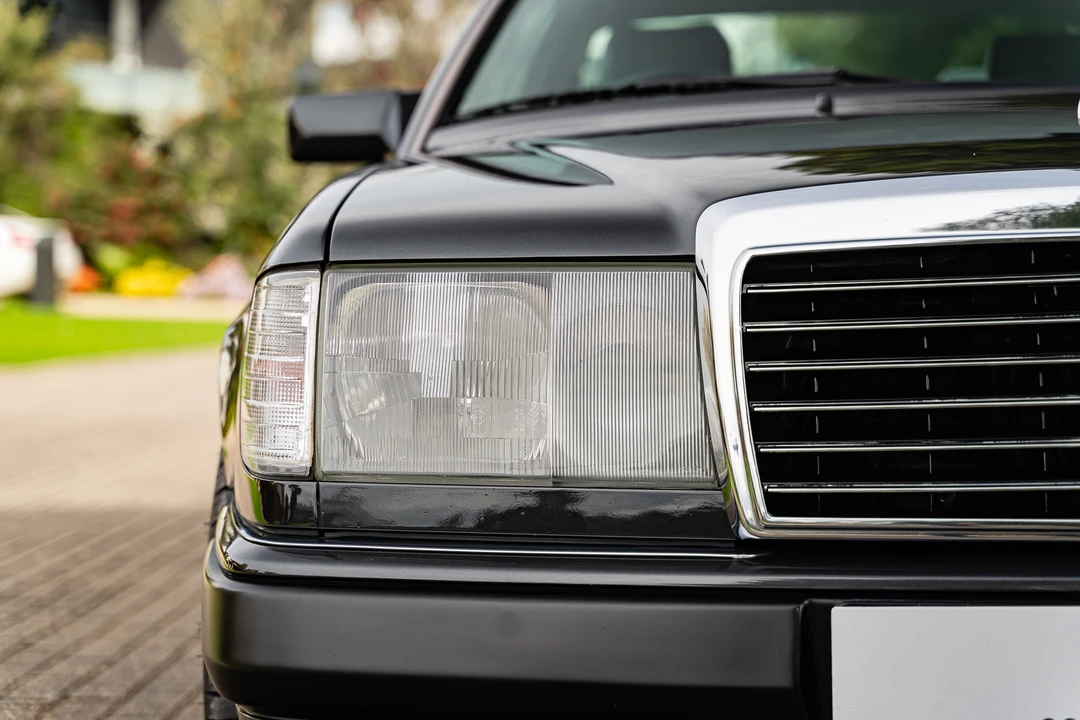 1992 Mercedes-Benz W124 E-Class - Image 11 of 31