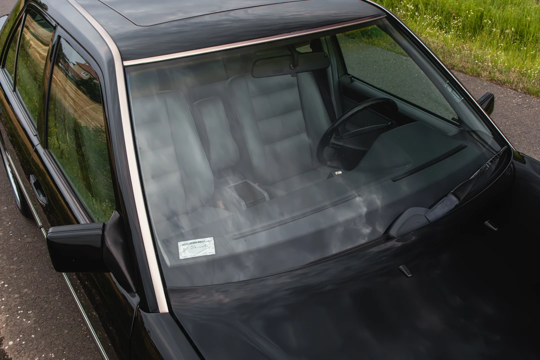 1992 Mercedes-Benz W124 E-Class - Image 10 of 31