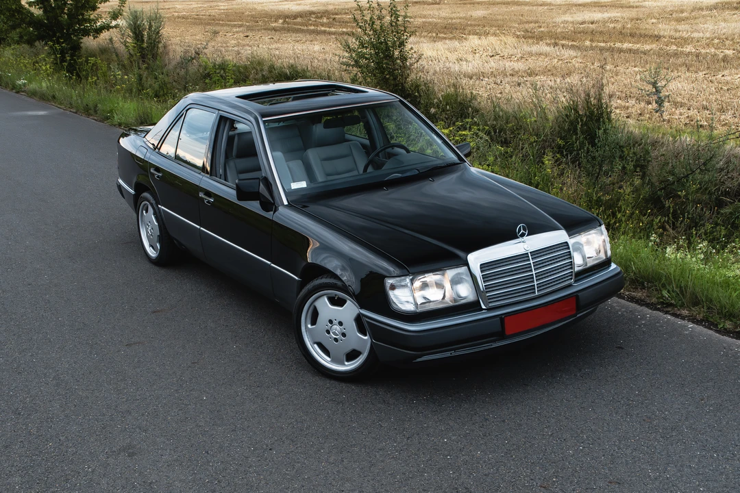 1992 Mercedes-Benz W124 E-Class - Image 8 of 31