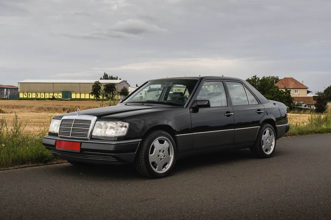 1992 Mercedes-Benz W124 E-Class - Image 7 of 31