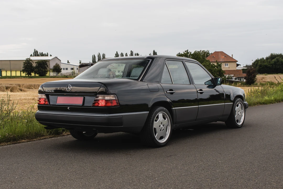 1992 Mercedes-Benz W124 E-Class - Image 4 of 31