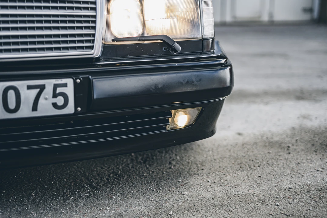 1992 Mercedes-Benz W124 E-Class - Image 18 of 31